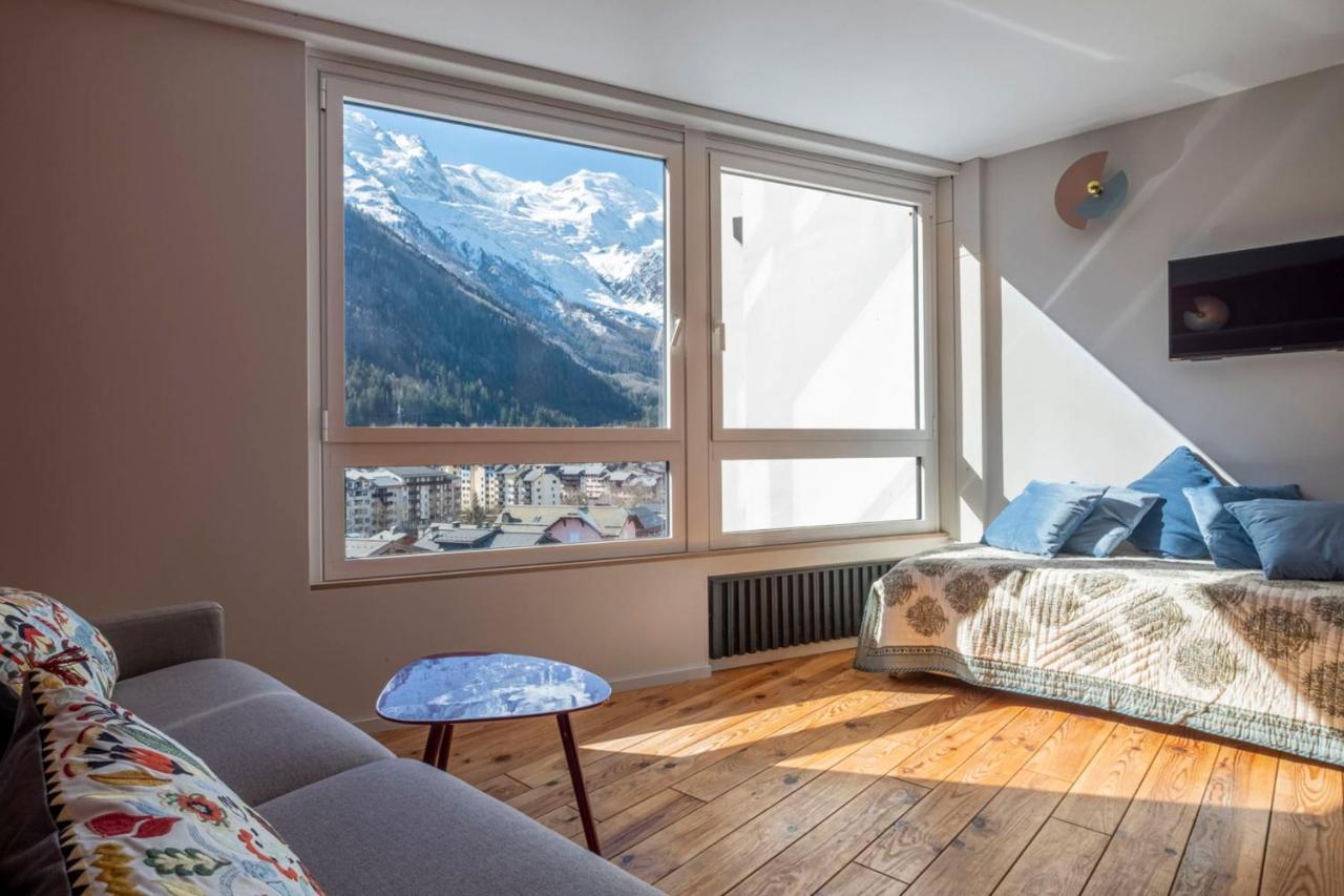 Modern Studio With Mont Blanc View And Pool Chamonix Exterior photo